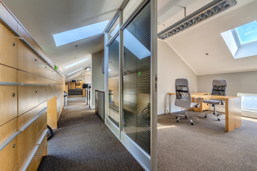 To Let commercial Property for Rent in Lemoenkloof Western Cape